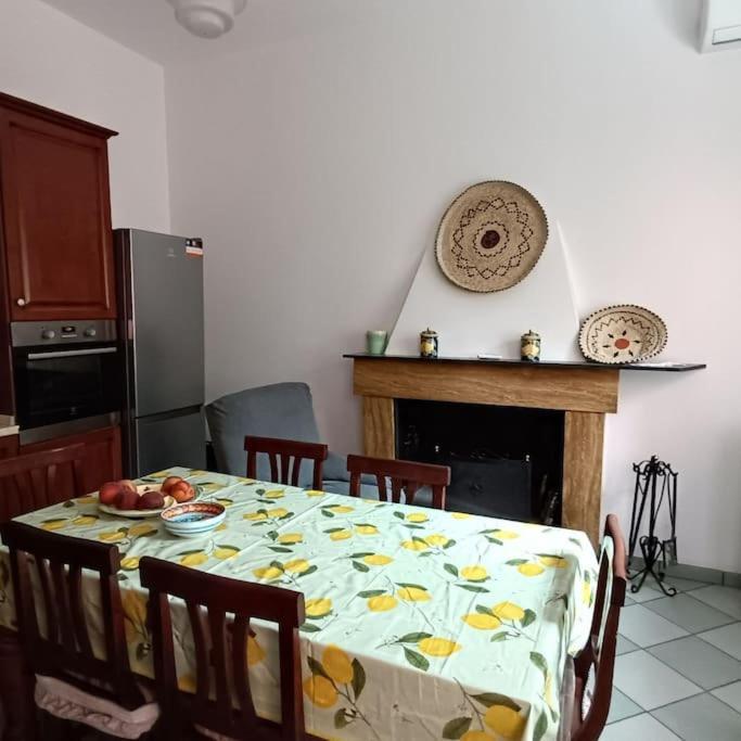 Casa Vacanze In Villa Decimomannu Luaran gambar